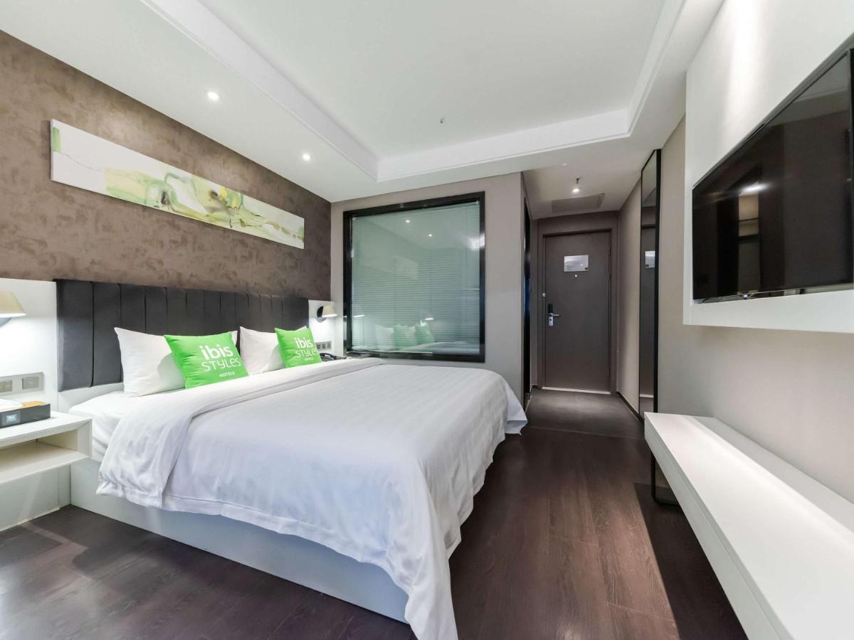 Ibis Styles Suzhou Nanmen Metro Station Hotel Екстер'єр фото