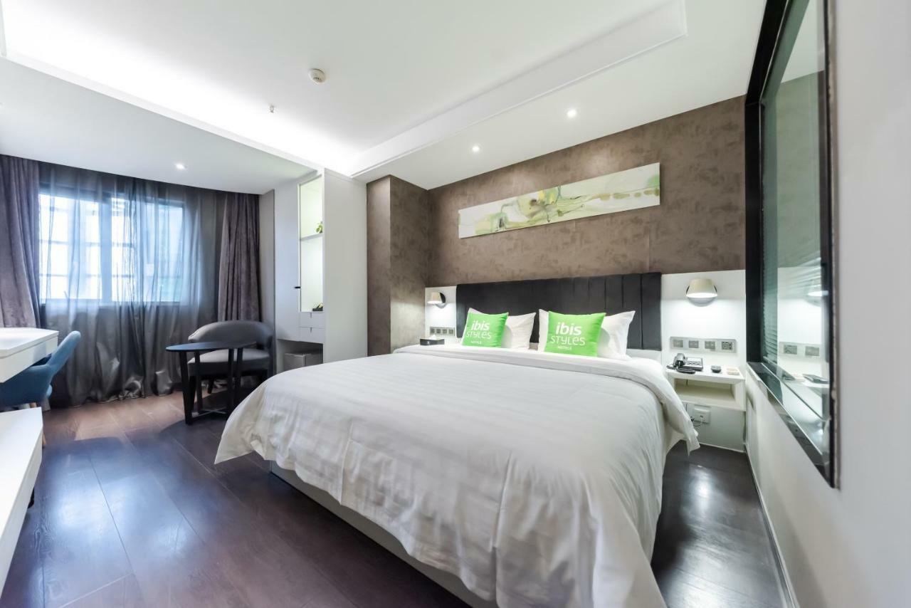 Ibis Styles Suzhou Nanmen Metro Station Hotel Екстер'єр фото